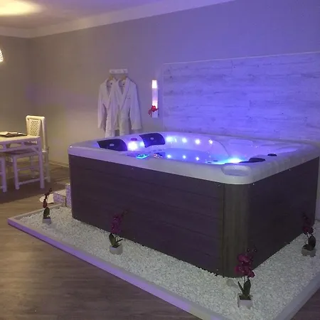 La Paillote Exotique Guest house Beaucaire (Gard)