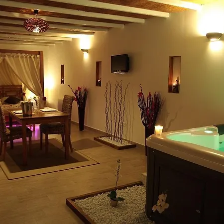 Maison d'hôtes La Paillote Exotique Beaucaire (Gard)