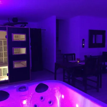 Guest house La Paillote Exotique Beaucaire (Gard)